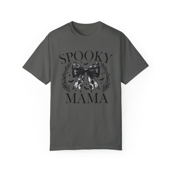 Spooky Mama Bow Halloween Comfort Colors Unisex Garment-Dyed T-shirt