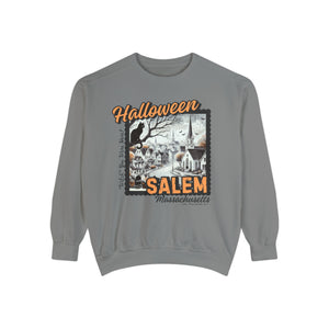 Halloween Salem Massachusetts Postcard Stamp Comfort Colors Unisex Garment-Dyed Sweatshirt