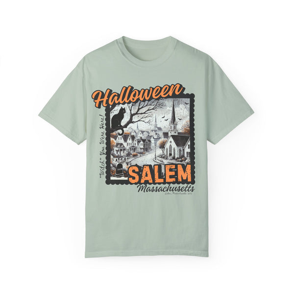 Halloween Salem Massachusetts Postcard Stamp Comfort Comfort Colors Unisex Garment-Dyed T-shirt