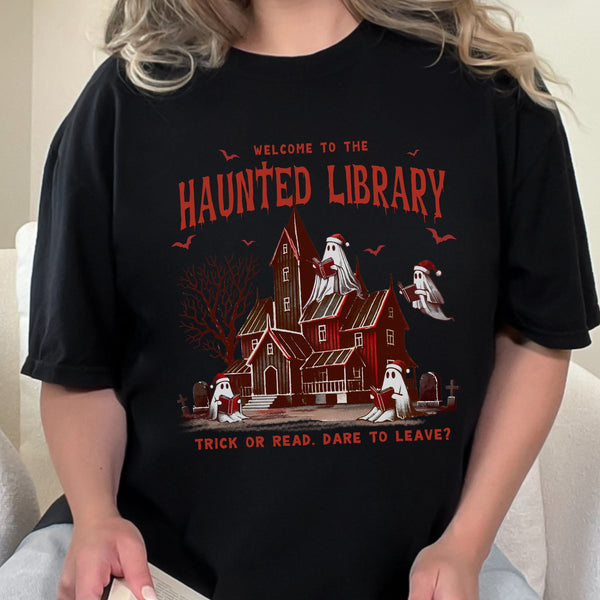 Welcome to the Haunted Library Christmas Ghosts Book Comfort Colors Unisex Garment-Dyed T-shirt