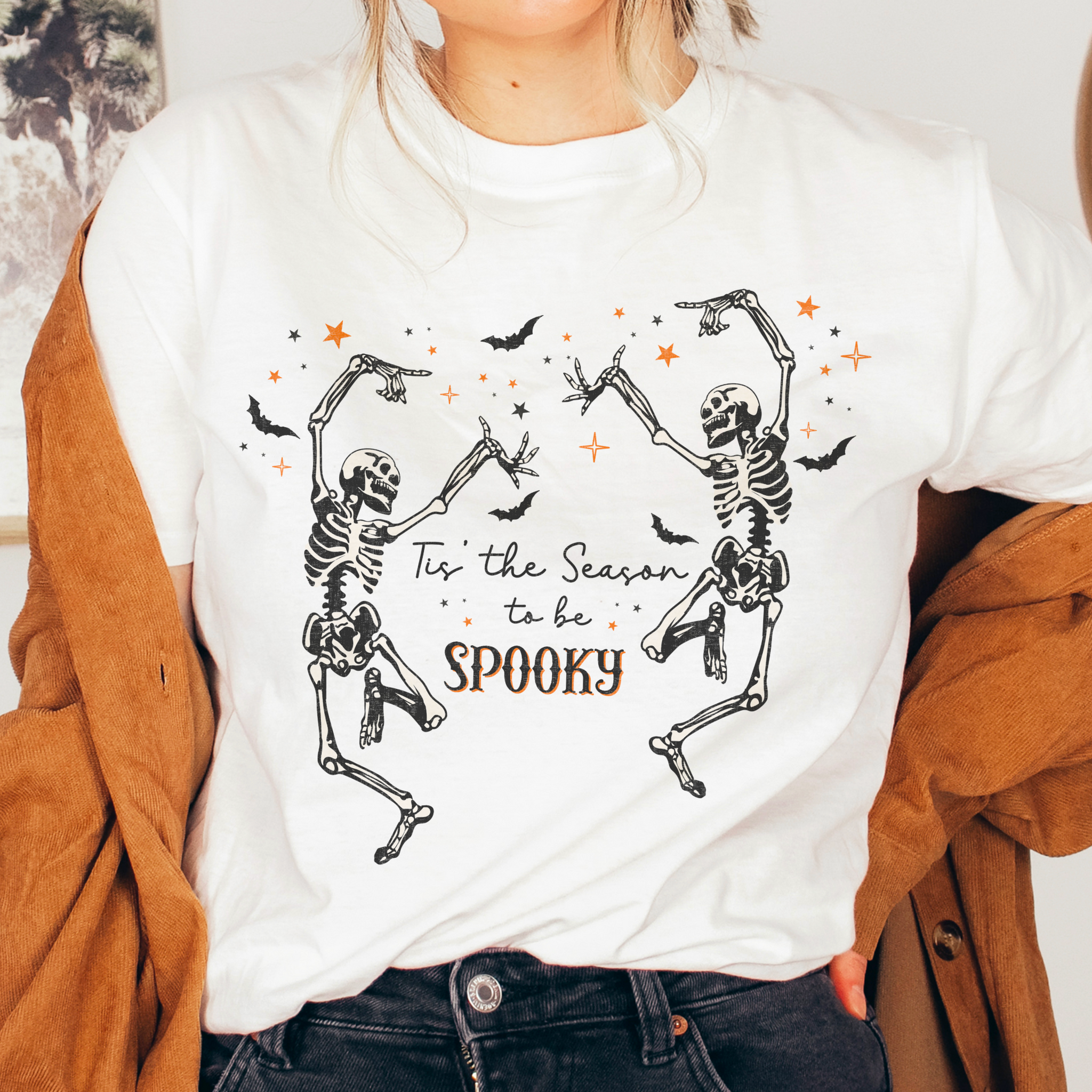 Tis the Season to Be Spooky Graphic Tshirt